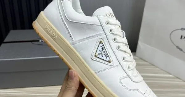 PRADA プラダ 新作セール価格でゲット 2026 メンズ用 カジュアルシューズ 商品画像 11