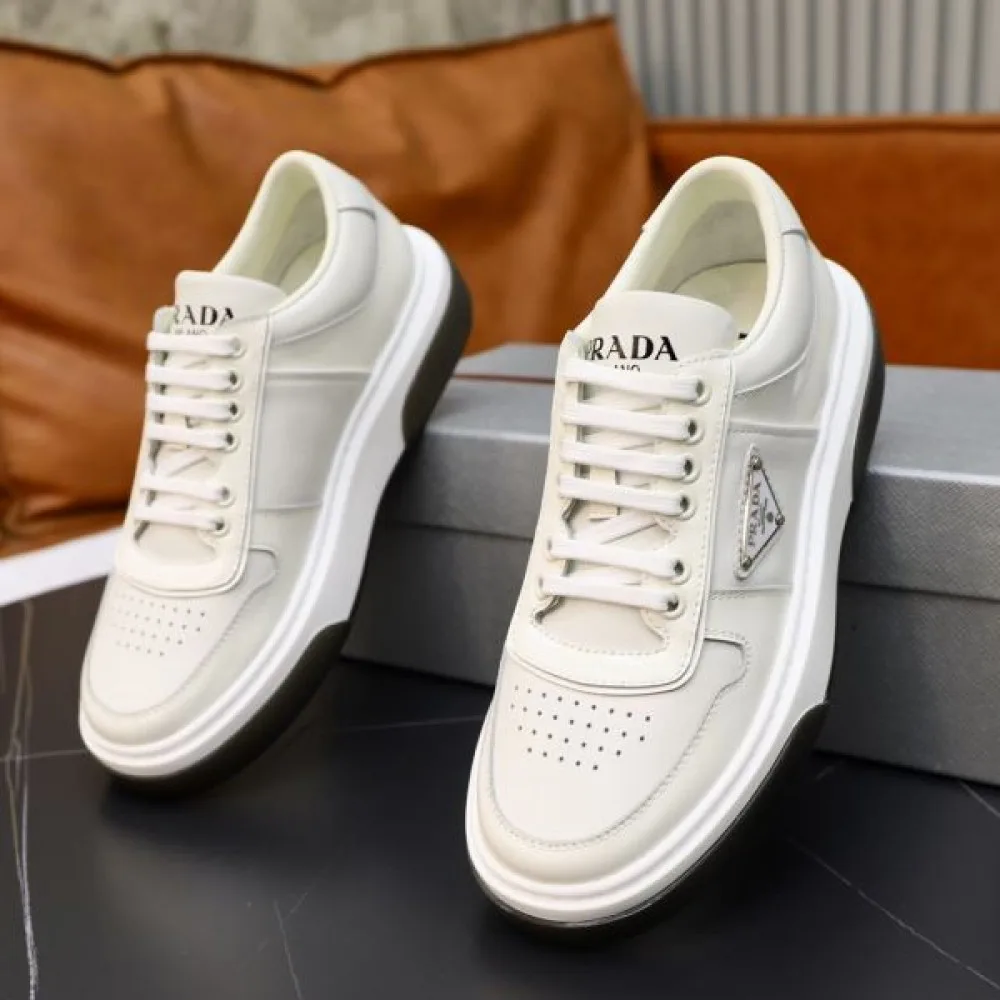 PRADA プラダ 日本でも大人気のモデル 2026 メンズ用 カジュアルシューズ 商品画像 7