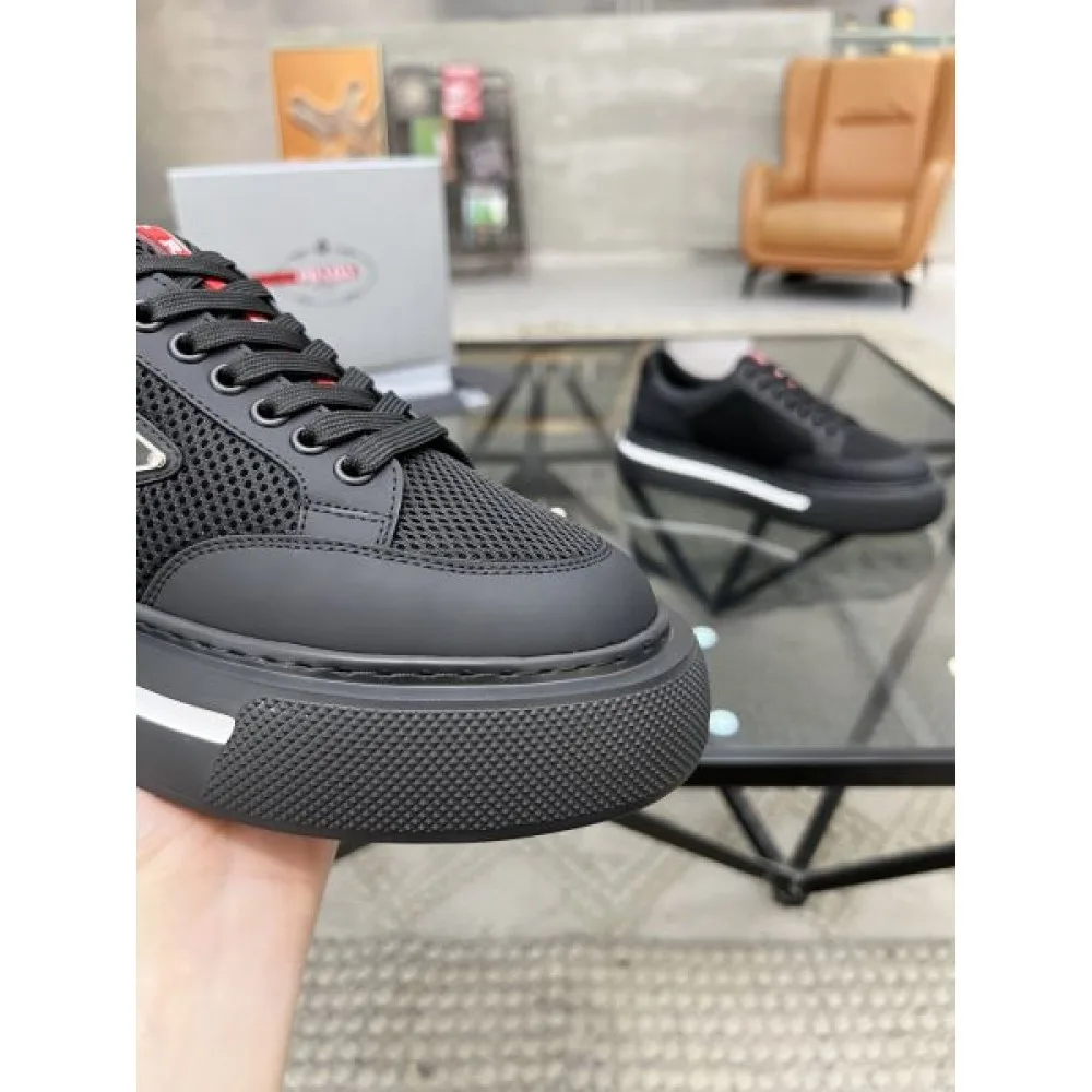 PRADA プラダ 注目されている新品 2026 メンズ用 カジュアルシューズ 商品画像 6