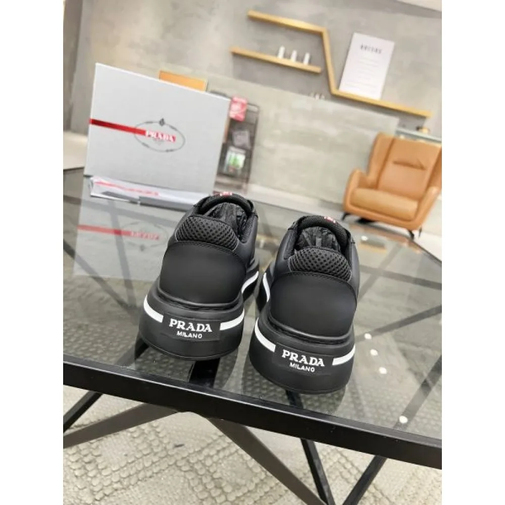 PRADA プラダ 注目されている新品 2026 メンズ用 カジュアルシューズ 商品画像 8