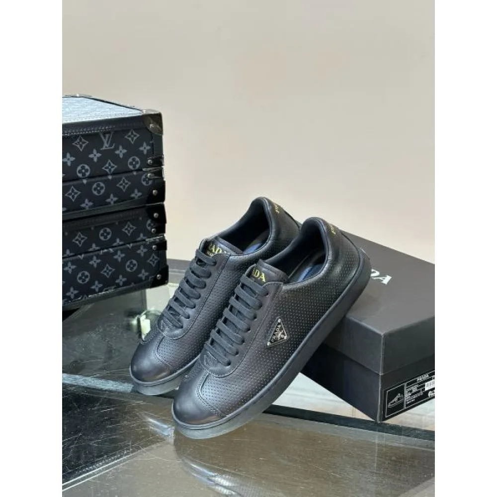 PRADA プラダ 夏のいいのアイテム 2026 メンズ用 カジュアルシューズ 商品画像 4