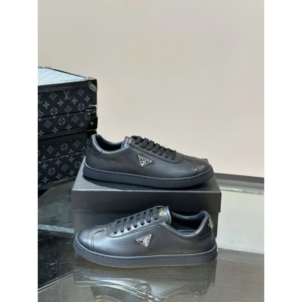 PRADA プラダ 夏のいいのアイテム 2026 メンズ用 カジュアルシューズ 商品画像 5