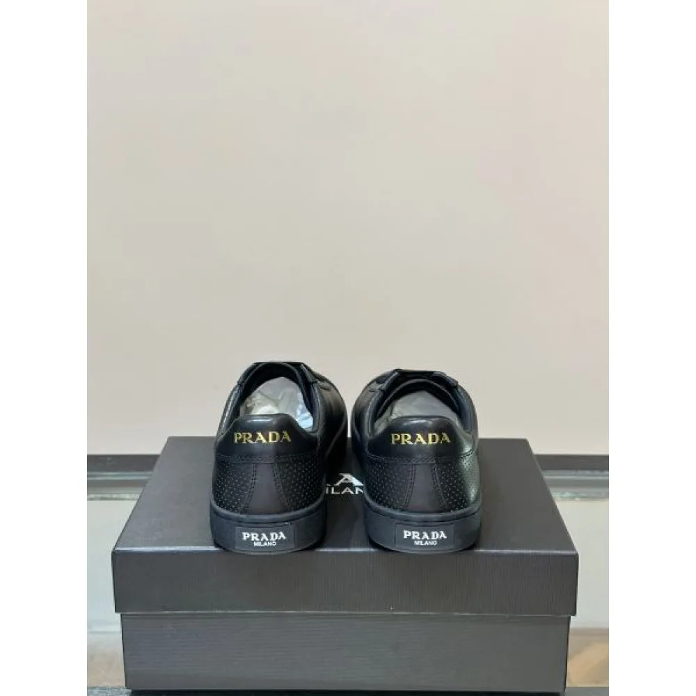PRADA プラダ 夏のいいのアイテム 2026 メンズ用 カジュアルシューズ 商品画像 6
