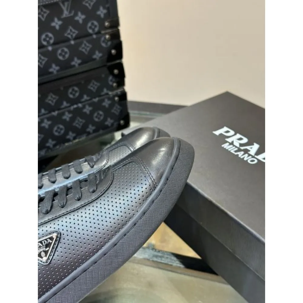 PRADA プラダ 夏のいいのアイテム 2026 メンズ用 カジュアルシューズ 商品画像 7