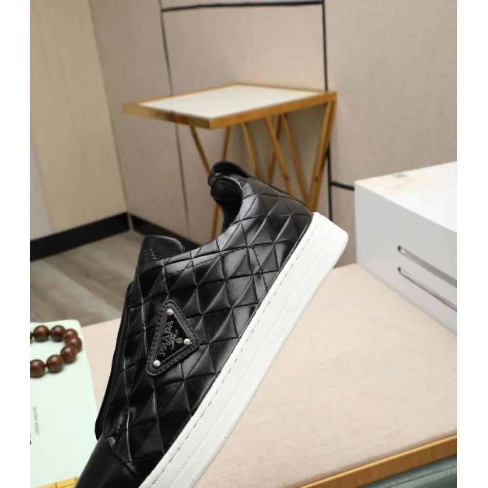 PRADA プラダ 夏の大人カジュアル 2026 メンズ用 カジュアルシューズ 商品画像 7