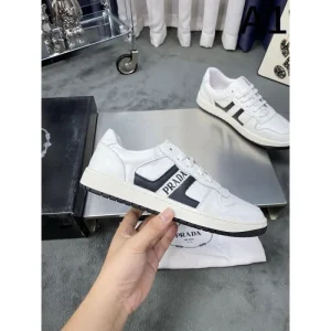 2024FW メンズ用 カジュアルシューズ PRADA プラダ 毎年大人気のアイテム 商品画像 1