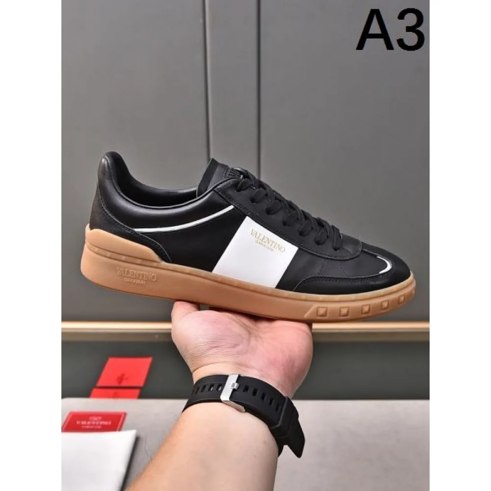 VALENTINO ヴァレンティノ ベストセラー 2026 メンズ用 カジュアルシューズ 商品画像 3