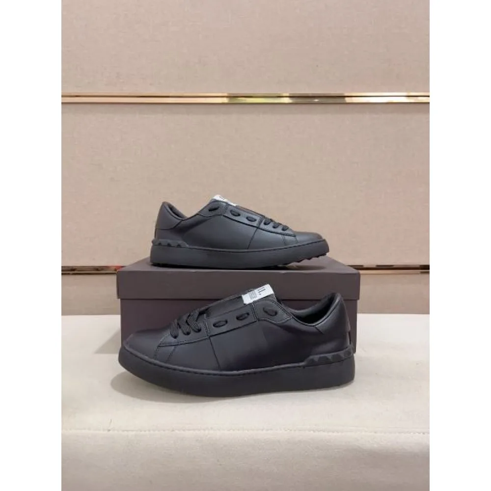 VALENTINO ヴァレンティノ 最新作入荷 2026 メンズ用 カジュアルシューズ 商品画像 5