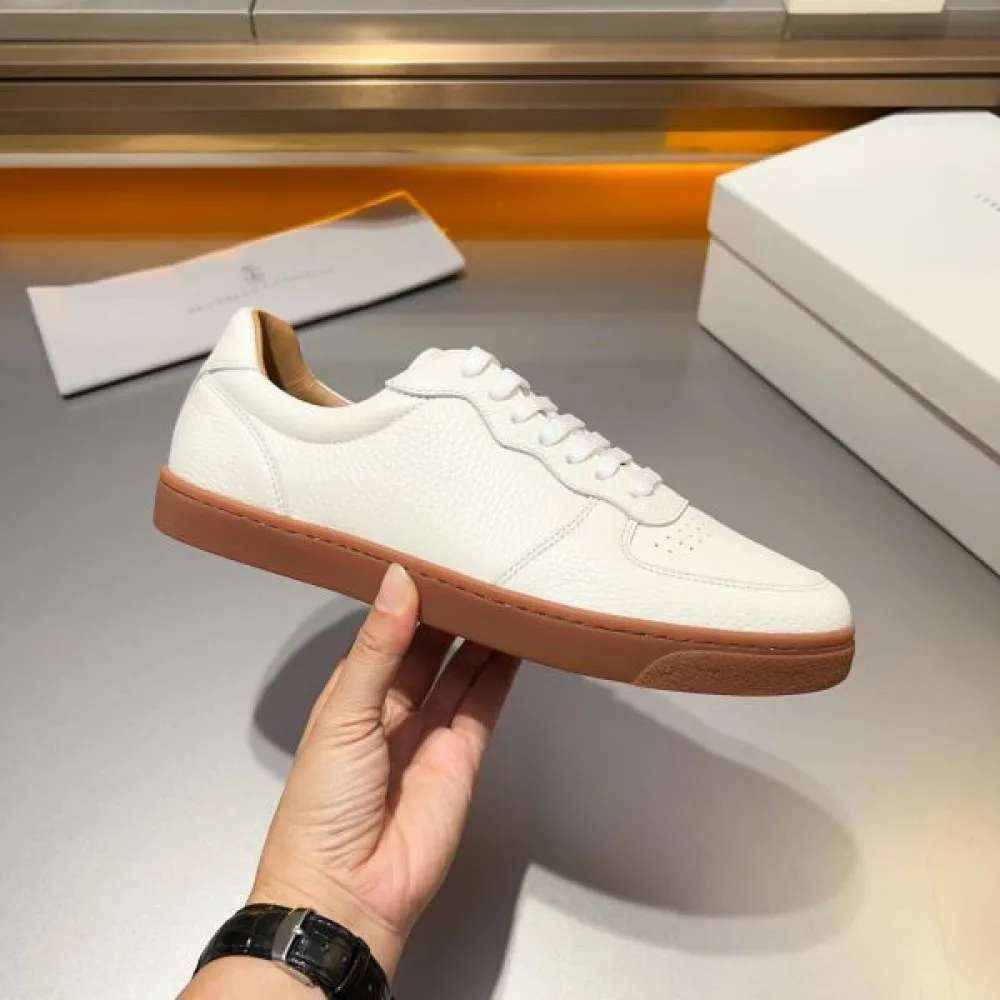 VALENTINO ヴァレンティノ 夏物完売必須 2026 メンズ用 カジュアルシューズ 商品画像 6
