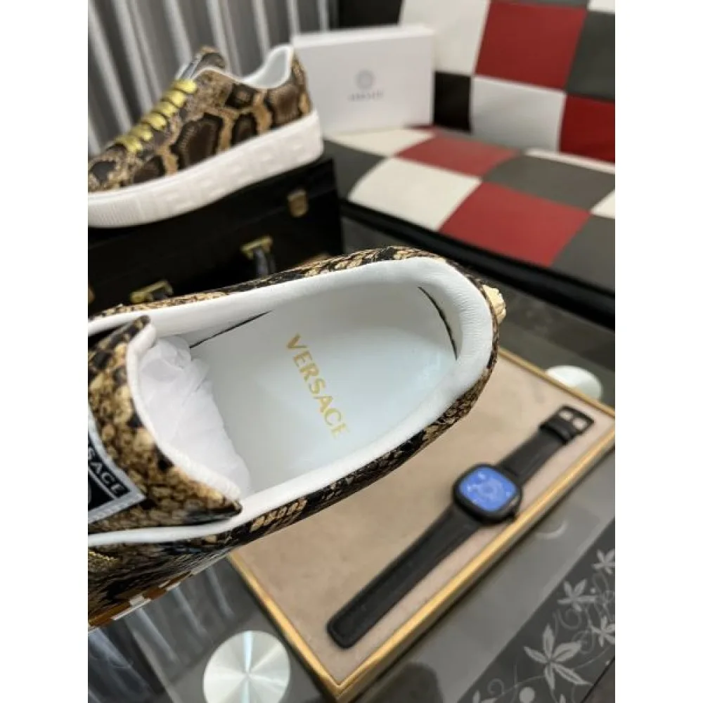 VERSACE ヴェルサーチェ ホリデー限定 2026 メンズ用 カジュアルシューズ 商品画像 8