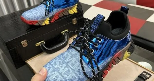 VERSACE ヴェルサーチェ 抜群な新鮮度 2026 メンズ用 カジュアルシューズ 商品画像 11