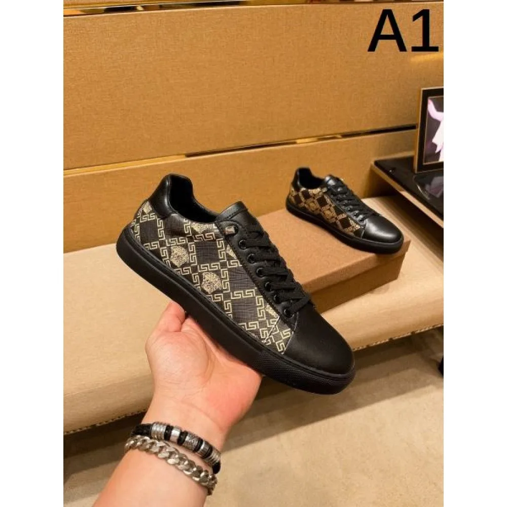 VERSACE ヴェルサーチェ 定番人気商品 2026 メンズ用 カジュアルシューズ 商品画像 1