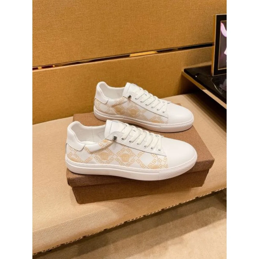 VERSACE ヴェルサーチェ 定番人気商品 2026 メンズ用 カジュアルシューズ 商品画像 3