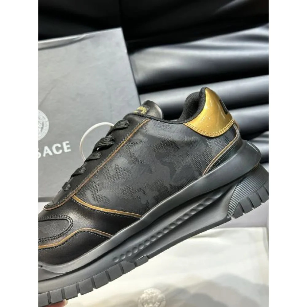 VERSACE ヴェルサーチェ 必見素敵お上品 2026 メンズ用 カジュアルシューズ 商品画像 8