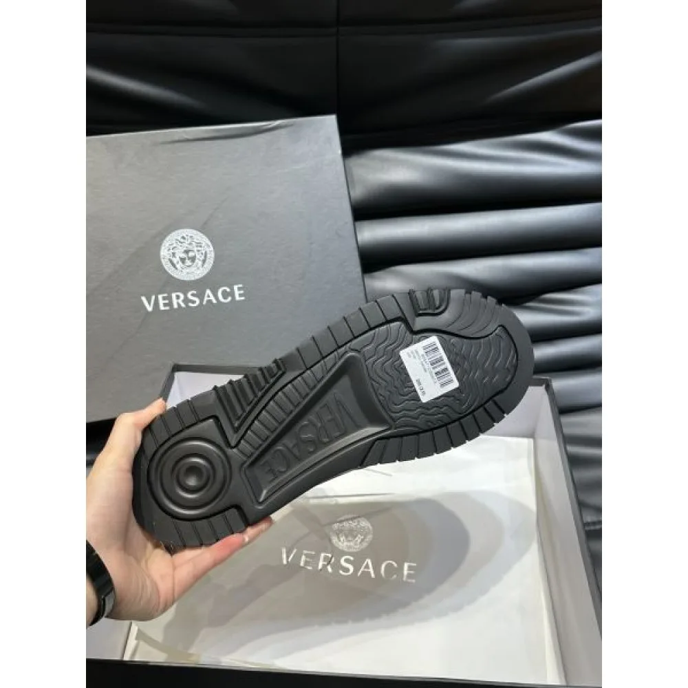 VERSACE ヴェルサーチェ 必見素敵お上品 2026 メンズ用 カジュアルシューズ 商品画像 10
