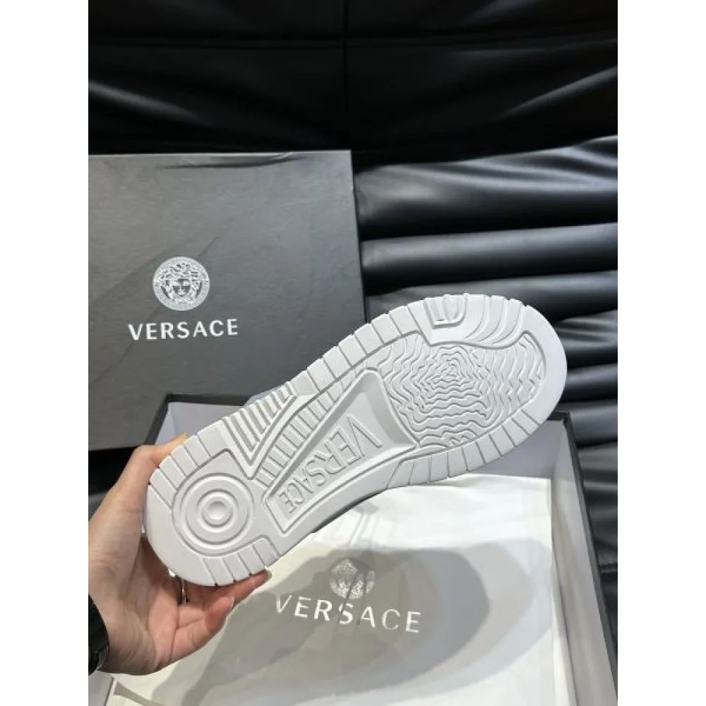 VERSACE ヴェルサーチェ 定番が欲しい方 2026 メンズ用 カジュアルシューズ 商品画像 9