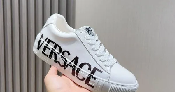 2024FW メンズ用 カジュアルシューズ VERSACE ヴェルサーチェ 海外大人気アイテム 商品画像 11