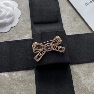 雑誌掲載も多数注目の新作 2026 ブローチ CHANEL シャネル 商品画像 1