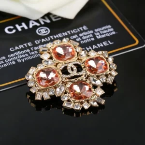 春の最旬スタイルを楽しい 2026 ブローチ CHANEL シャネル 商品画像 1