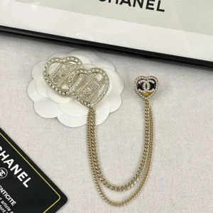 争奪戦必至！絶対チェックしたい 2026 ブローチ CHANEL シャネル 商品画像 1