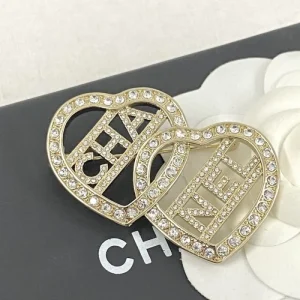 コーデ選ばずおしゃれのポイント 2026 ブローチ CHANEL シャネル 商品画像 1