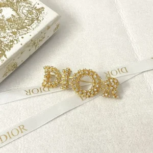 カジュアルなのに高感度が高く 2026 ブローチ DIOR ディオール 商品画像 1