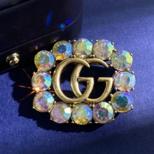 カジュアルもある絶妙な雰囲気 2026 ブローチ GUCCI グッチ 商品画像 1