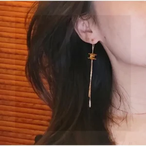2026 CELINE セリーヌ イヤリング 引き続き人気のアイテム 商品画像 1