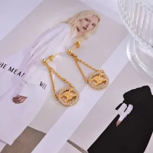 CELINE セリーヌ 春夏も引き続き注目 2026 イヤリング 商品画像 1