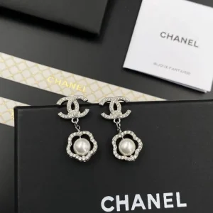 春夏の爽やかなスタイル 2026 イヤリング CHANEL シャネル 商品画像 1