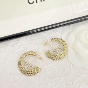 素敵な夏の定番アイテム 2026 イヤリング CHANEL シャネル 商品画像 1