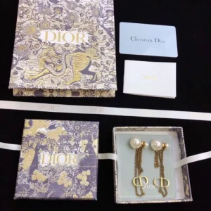 絶対かわいいおすすめ 2026 イヤリング DIOR ディオール 商品画像 1