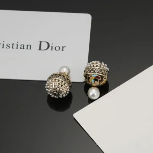 春夏入荷限定SALE価格 2026 イヤリング DIOR ディオール 商品画像 1