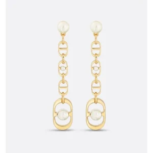 今シーズンは特に人気 2026 イヤリング DIOR ディオール 商品画像 1