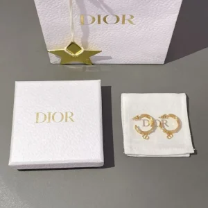 素晴らしい春夏の新作 2026 イヤリング DIOR ディオール 商品画像 1