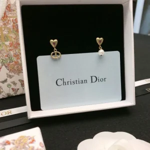 2026 DIOR ディオール イヤリング 夏に必須の定番アイテム 商品画像 1