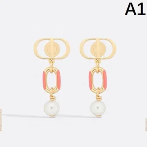 DIOR ディオール 春夏新作続々と登場 2026 イヤリング 商品画像 1