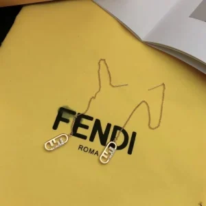FENDI フェンデイ 幅広い層におすすめ 2026 イヤリング 商品画像 1