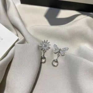 春先にはもってこいの色 2026 イヤリング GUCCI グッチ 商品画像 1