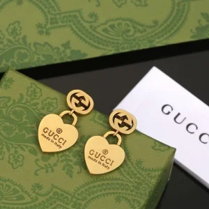 2026 GUCCI グッチ イヤリング おしゃれに見せるキーワード 商品画像 1