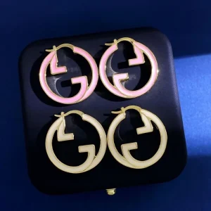 GUCCI グッチ シンプルなデザイン 2026 イヤリング 商品画像 1