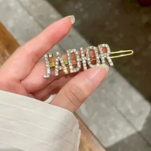 DIOR ディオール 限定デザイン大人気完売前に 2026 髪飾り 商品画像 1