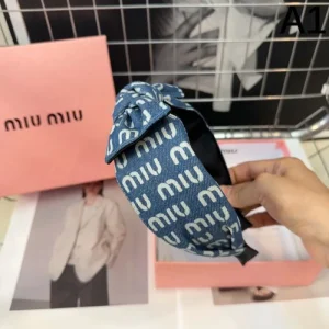 大人っぽい質感 2026 髪飾り MIU MIU ミュウミュウ 商品画像 1