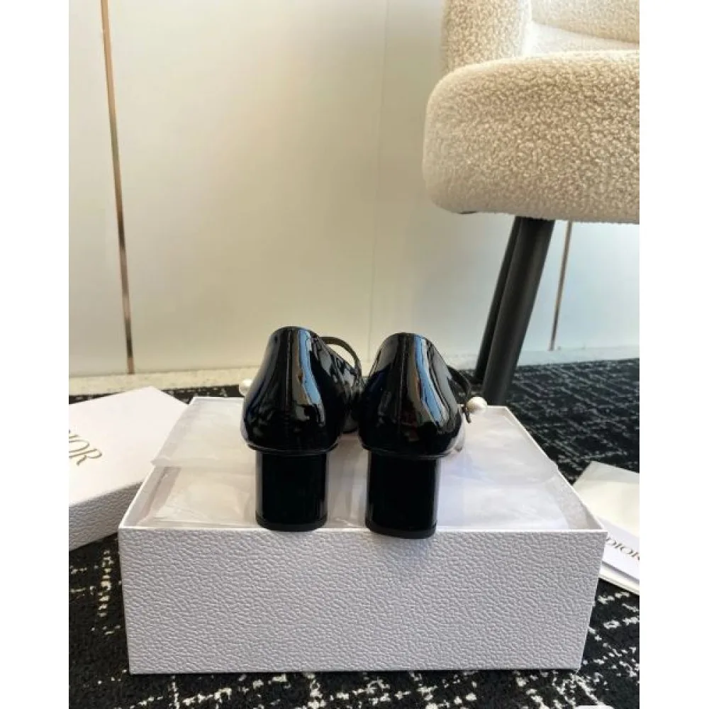 2026 レトロ感のあるデザイン DIOR ディオール レディース ハイヒール 商品画像 8