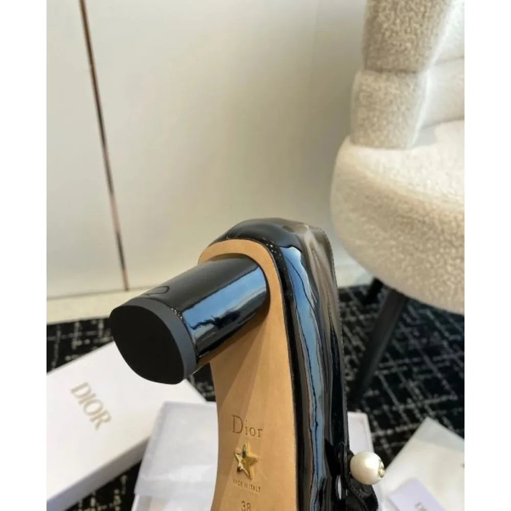 2026 レトロ感のあるデザイン DIOR ディオール レディース ハイヒール 商品画像 9