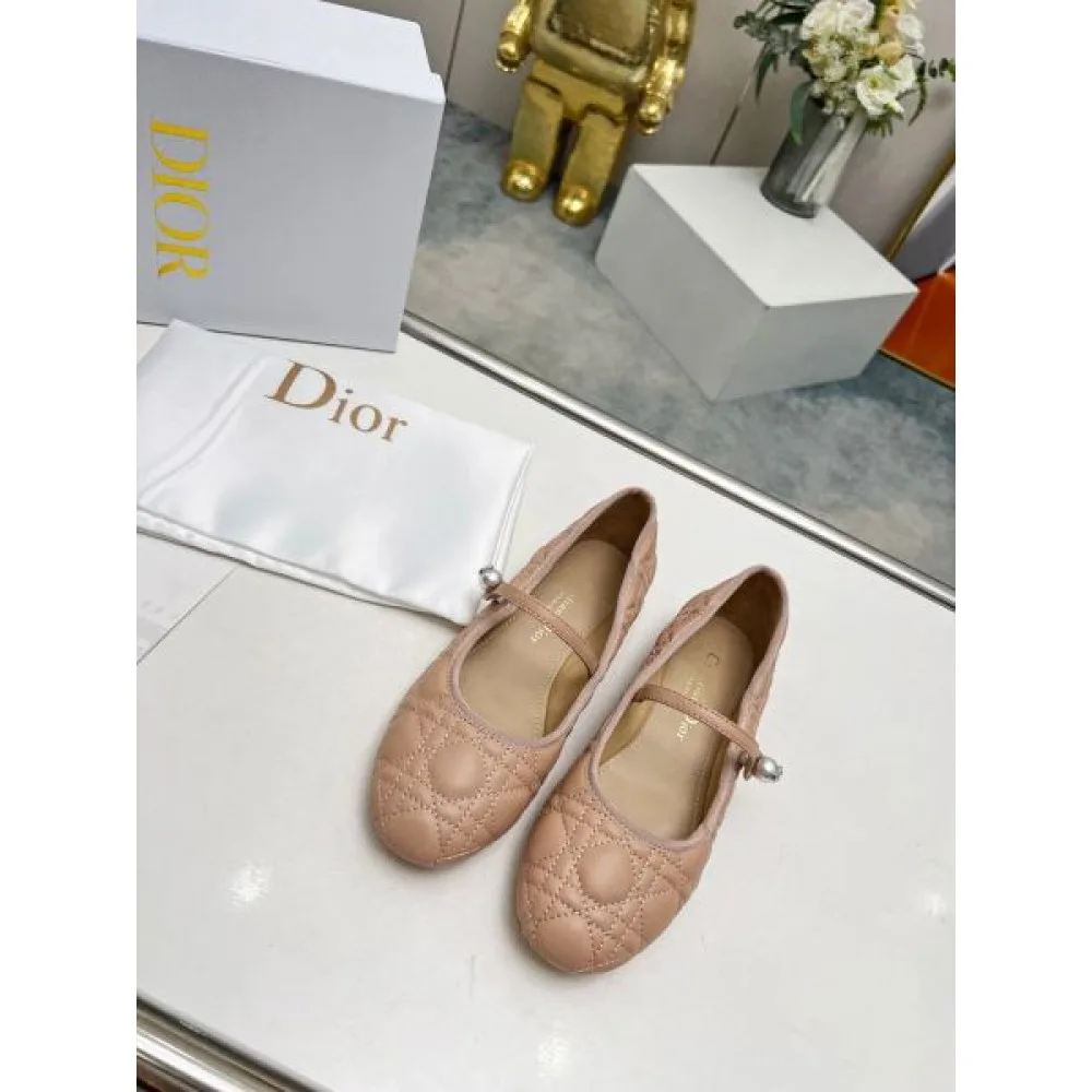 2026 魅力の詰まったスタイル DIOR ディオール レディース ハイヒール 商品画像 5