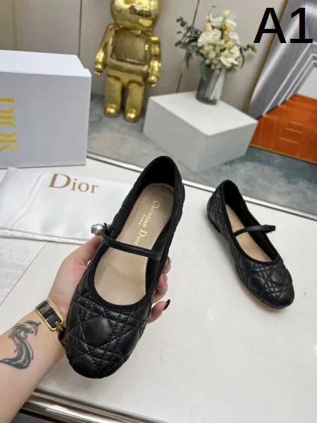2026 魅力の詰まったスタイル DIOR ディオール レディース ハイヒール 商品画像 10
