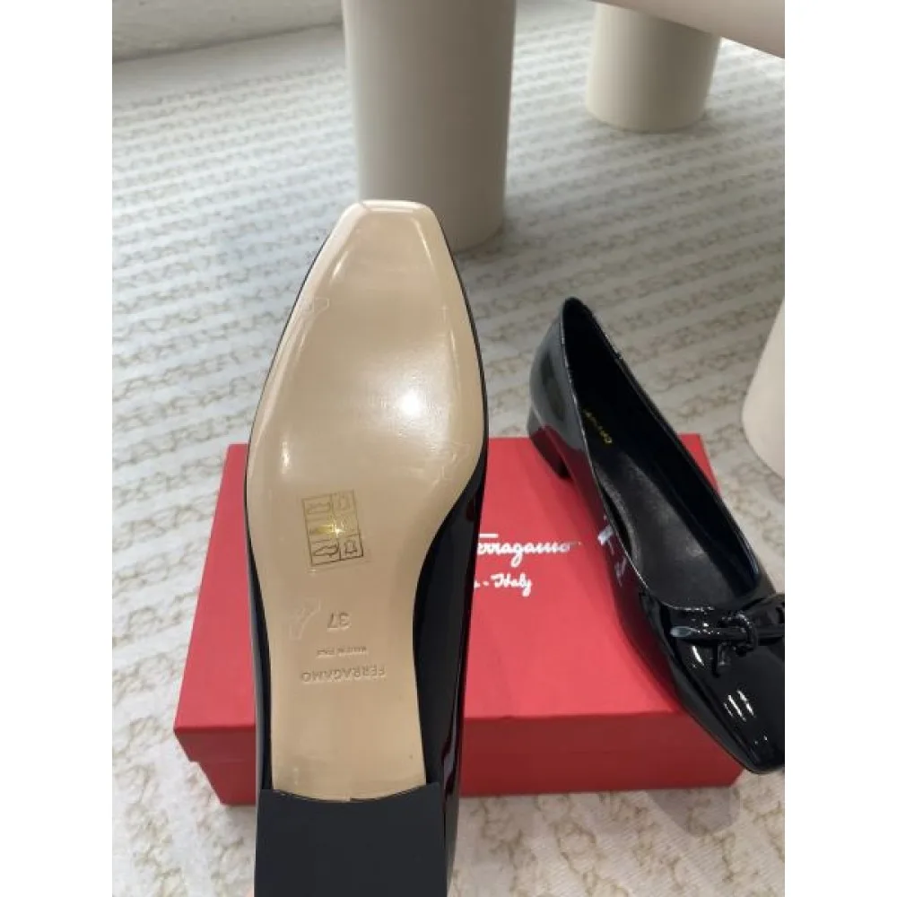2026 雑誌掲載 FERRAGAMO サルヴァトーレ フェラガモ レディース ハイヒール 商品画像 9