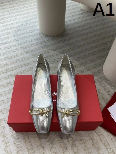 2026 雑誌掲載 FERRAGAMO サルヴァトーレ フェラガモ レディース ハイヒール 商品画像 10