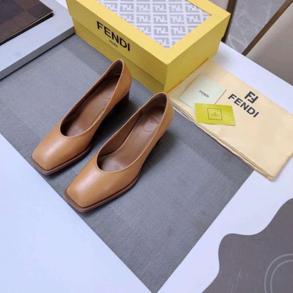 FENDI フェンデイ 2024FW レディース ハイヒール 注目されている新品 商品画像 6